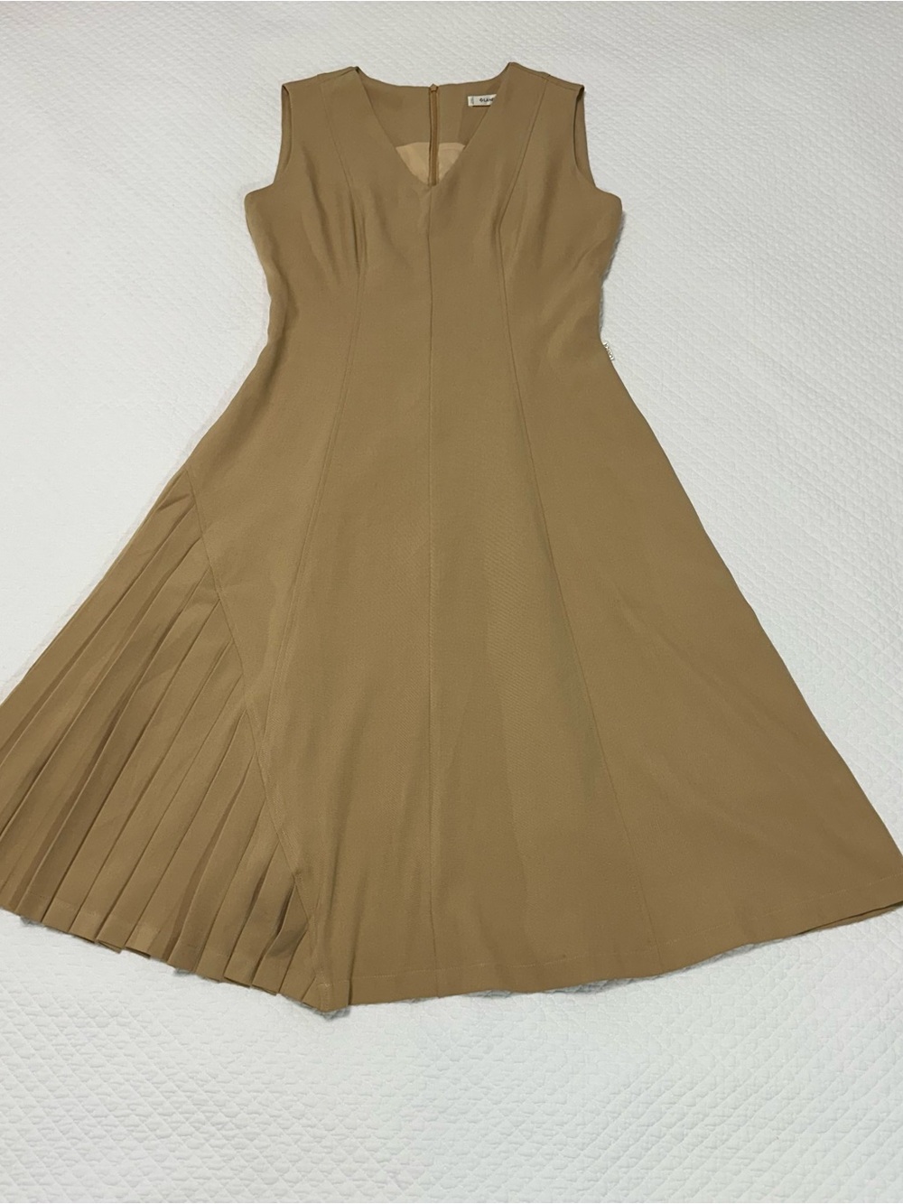 LAMER Sleeveless Midi Dress in Camel